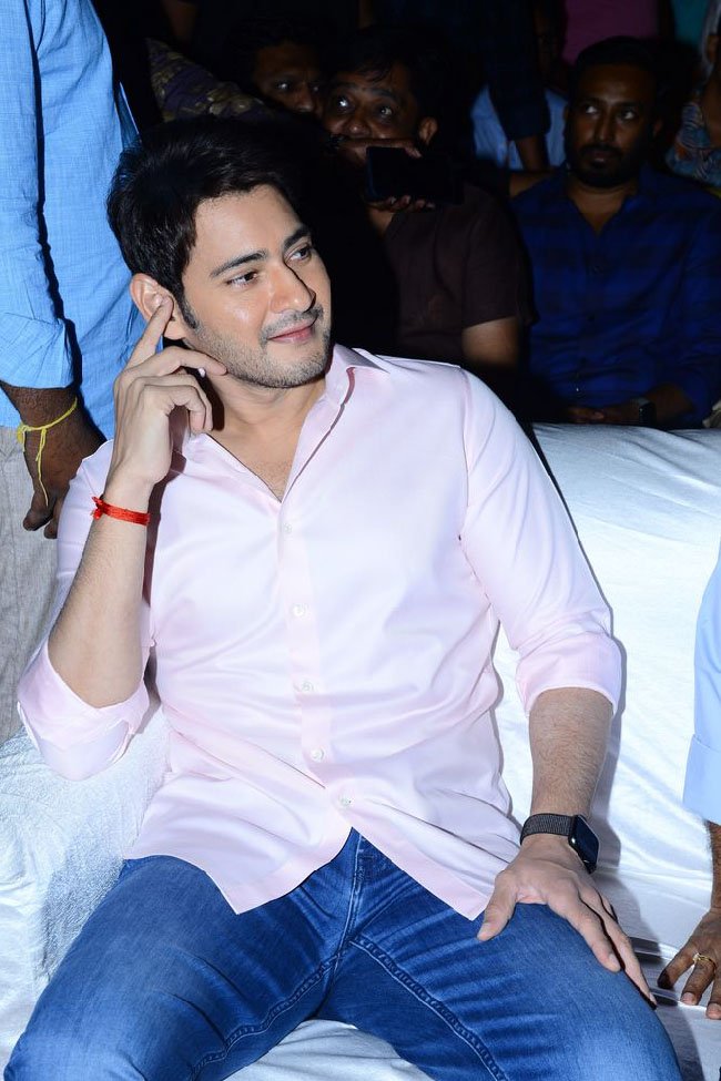 Maharshi-Movie-Pre-Release-Event